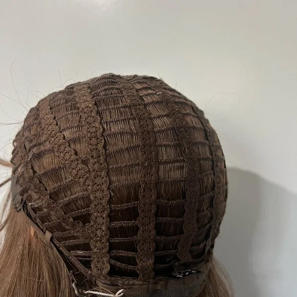 Brown Wavy Hair Wig - Realistic & Natural Look - Picture 7 of 7